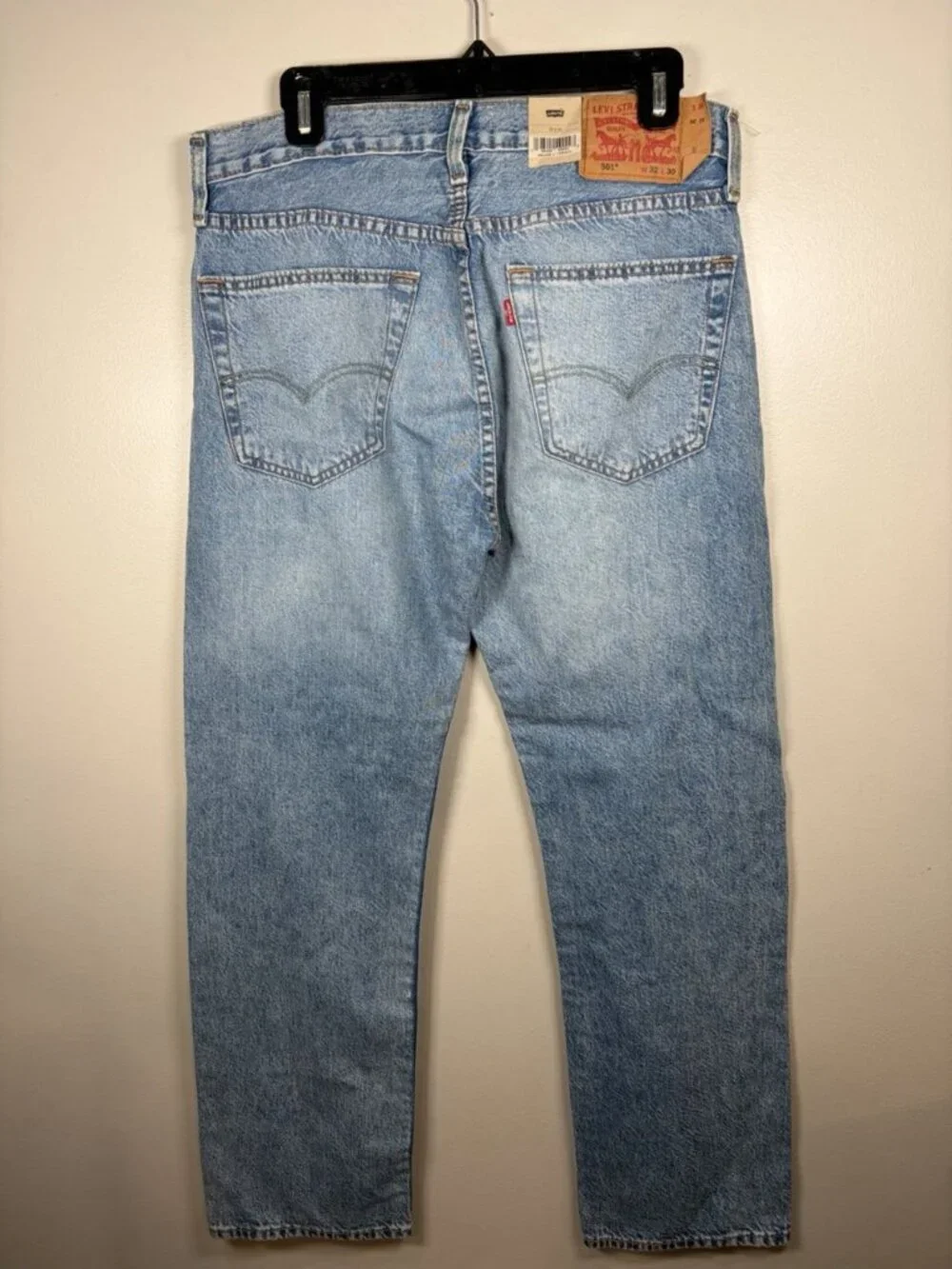 Levi's Men's 501 Original Straight Leg 32x30 Jeans Medium Wash NWT